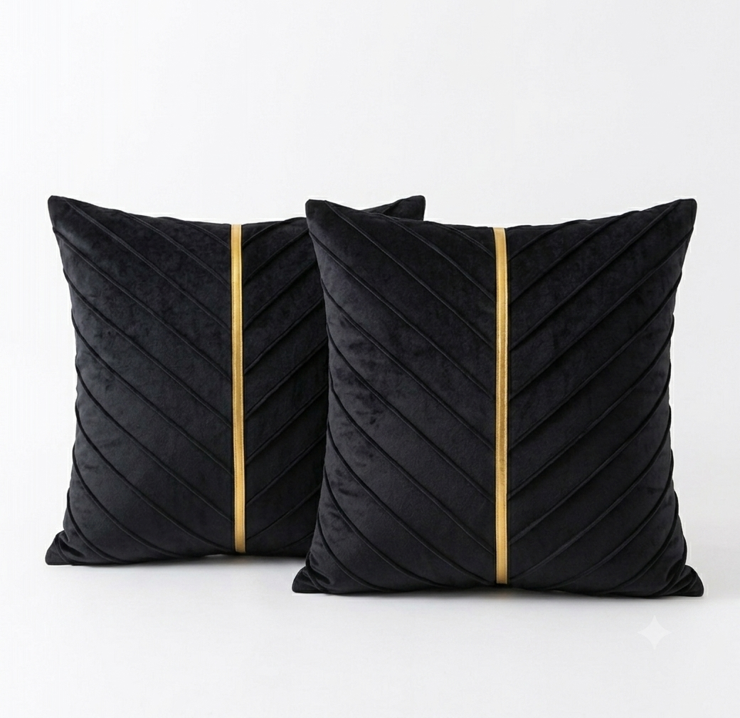 Pair of Royale Velvet Cushion | Luxelyers